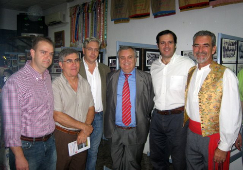 La Falla Els Vents conmemora el Sesenta Aniversario del Balonmano Puerto Sagunto