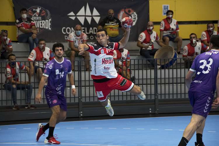 Duelo de rachas en el Guerreros Naveros