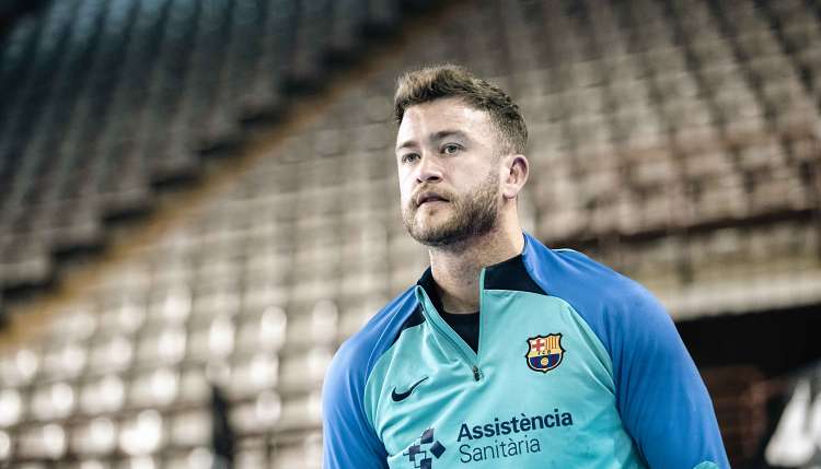El Barça defiende su trono copero en Santander