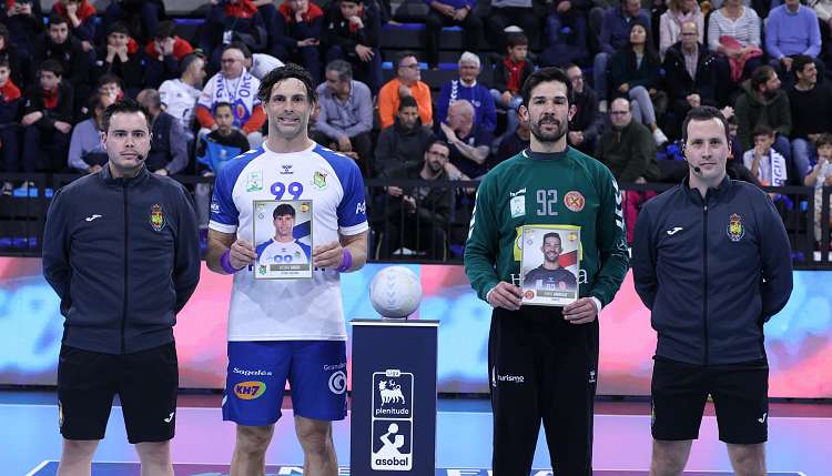 Los cromos Panini llegan a las pistas de la Liga Plenitude