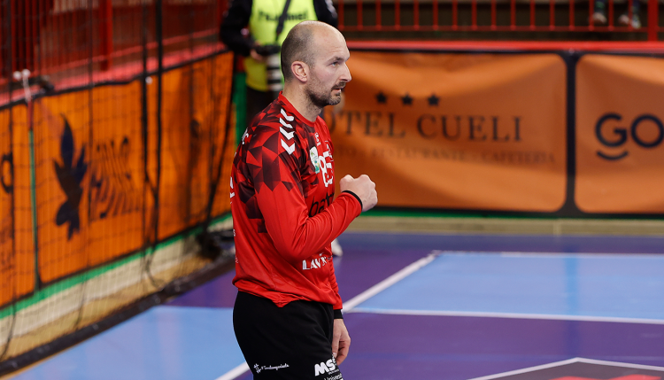 Torrelavega y Anaitasuna lideran los TOPs de la J23 