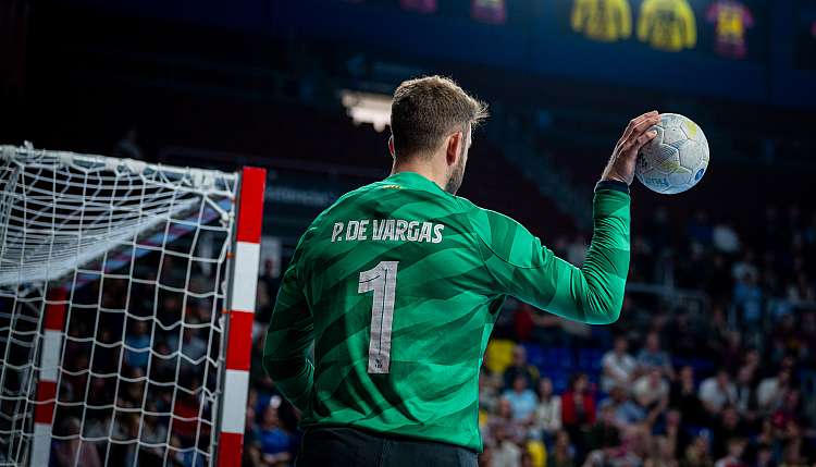 El Barça gana y acaricia el título de Campeón de Liga Plenitude