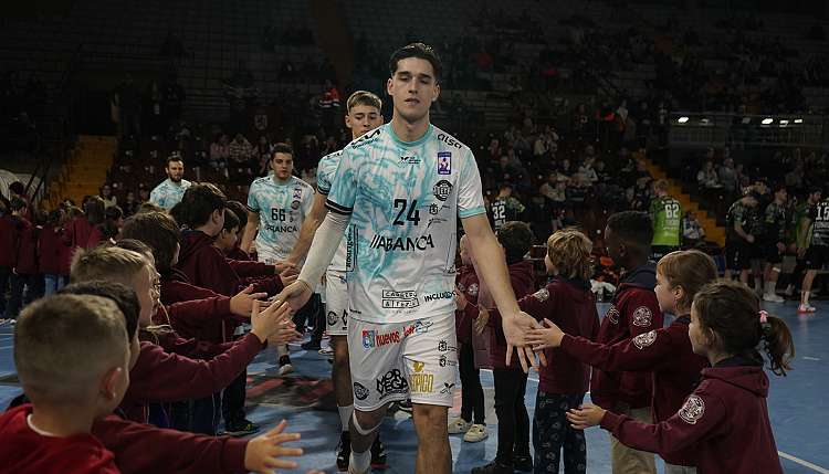 La Liga NEXUS ENERGÍA ASOBAL pone el broche a la primera vuelta con el ‘Partidazo de la Jornada 15’ y un ambiente festivo en León