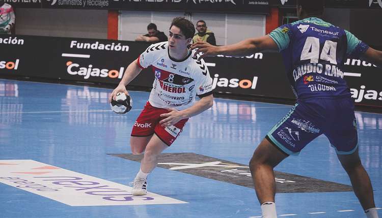 Viveros Herol BM. Nava y REBI Balonmano Cuenca estrenan con victoria la J21 de Liga NEXUS ENERGÍA ASOBAL